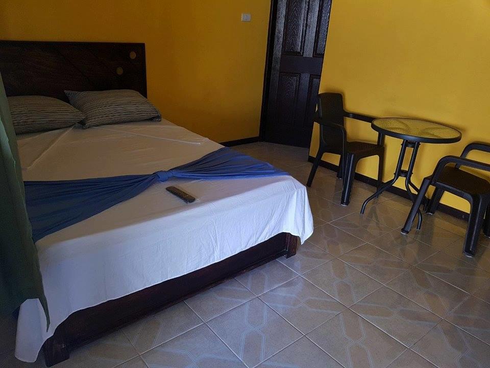 Cabinas Hukats Secret Jungle Puerto Viejo de Talamanca Extérieur photo