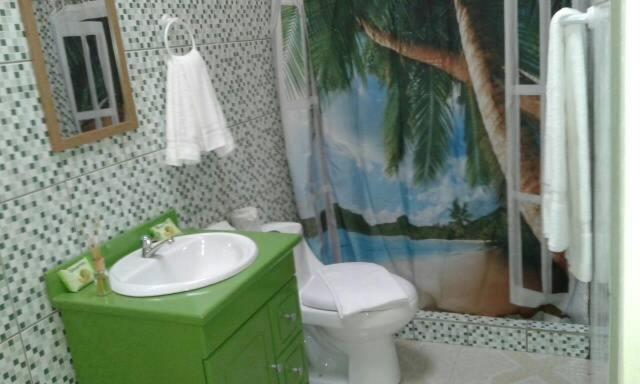 Cabinas Hukats Secret Jungle Puerto Viejo de Talamanca Extérieur photo